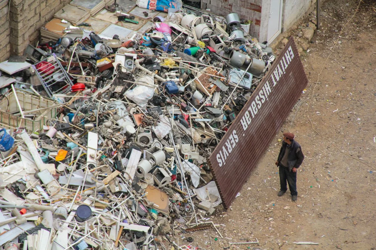 How to Declutter Your Home with Junk Removal Services