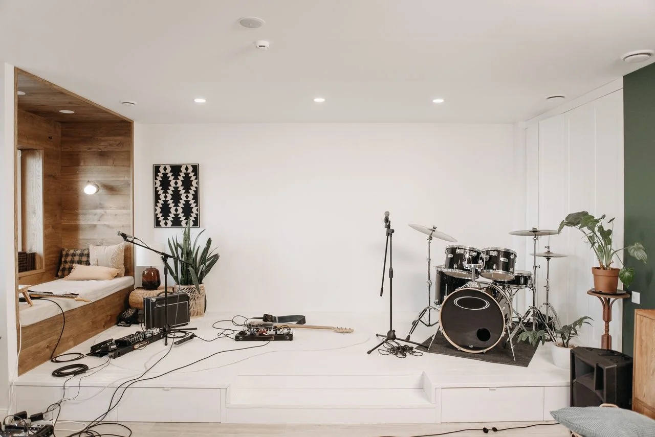 Acoustic Wall Panels: How to Improve Sound and Style Your Interior